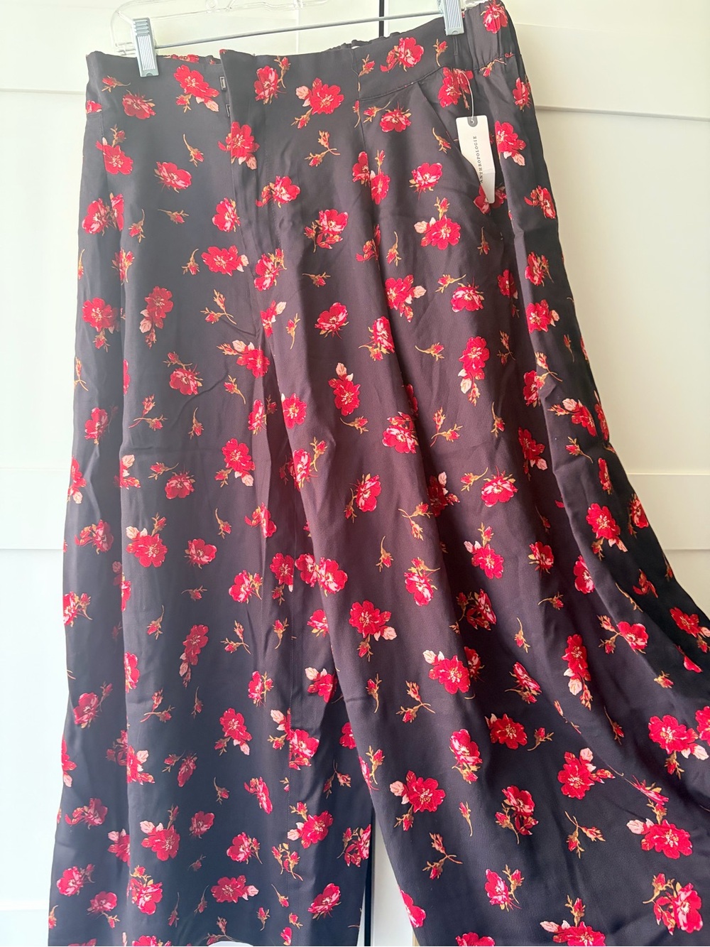 Maeve Black Wide Leg pants with Red Floral Print